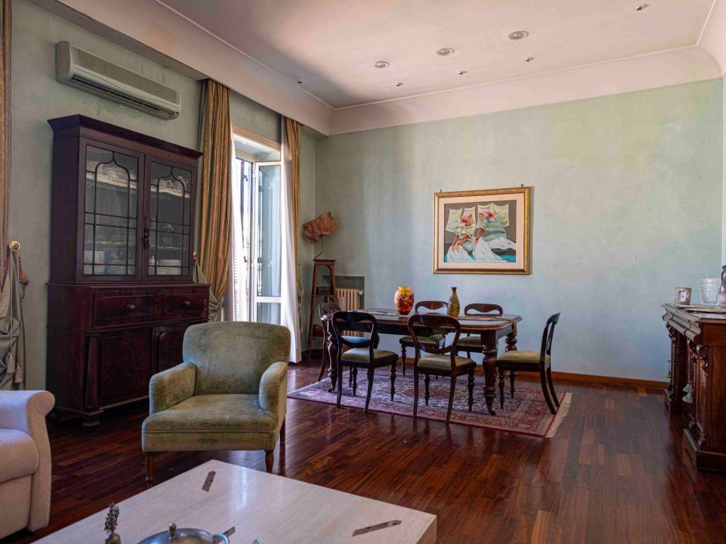 appartamento in vendita a Roma in zona Rione Prati
