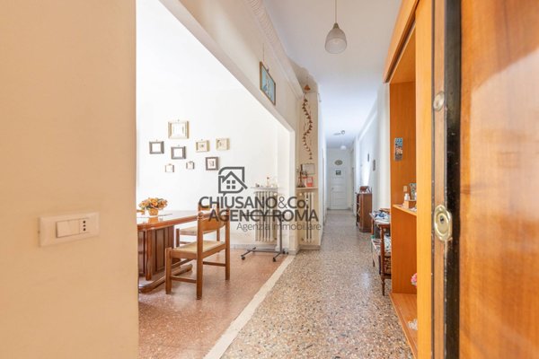 appartamento in vendita a Roma in zona Appio Latino