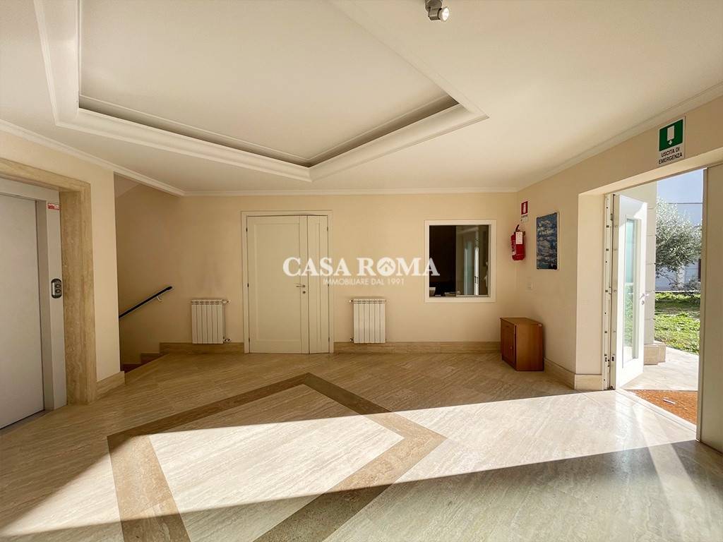 intera palazzina in vendita a Roma in zona Prima Porta