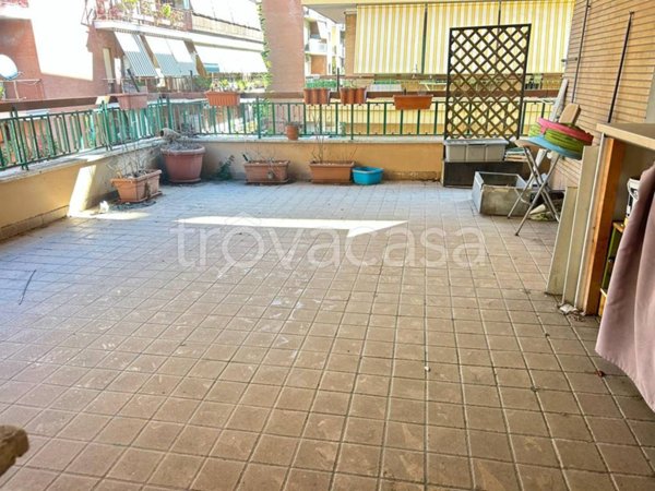 appartamento in vendita a Roma in zona Ostia