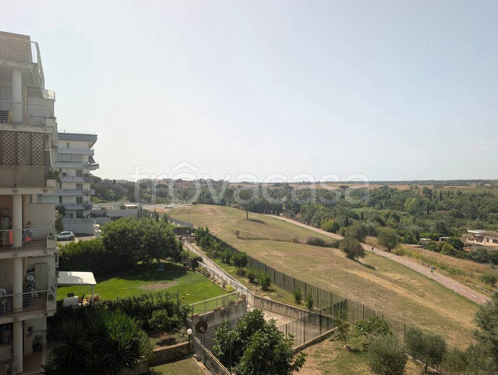 appartamento in vendita a Roma in zona Mezzocammino