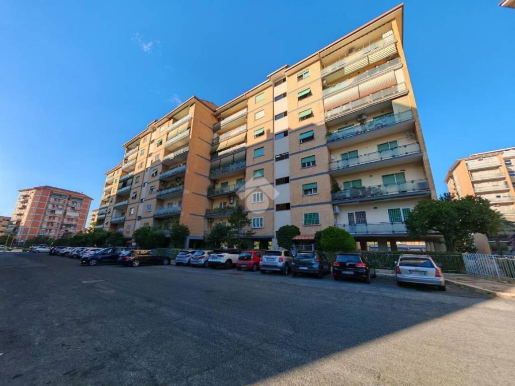 appartamento in vendita a Roma in zona Alessandrino