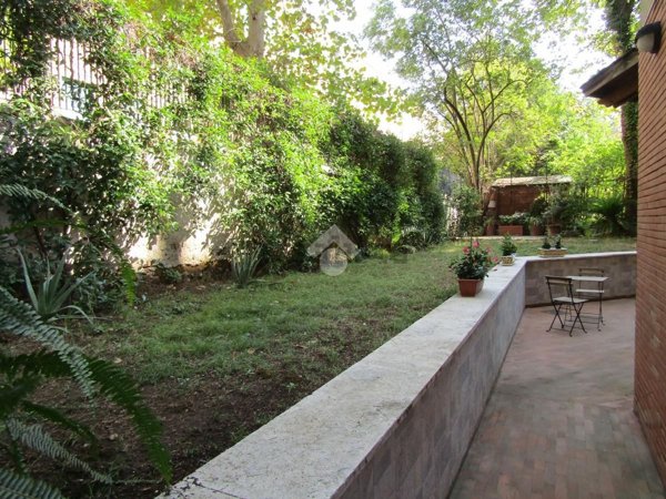 appartamento in vendita a Roma in zona Aurelio
