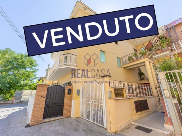 appartamento in vendita a Roma in zona Romanina