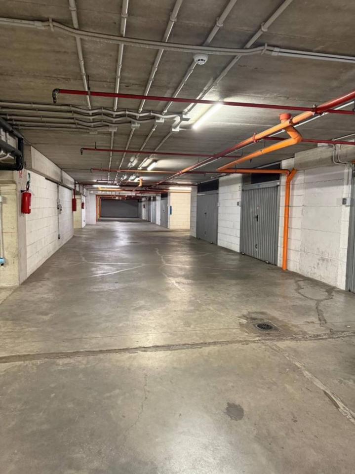 negozio in vendita a Roma in zona Portuense