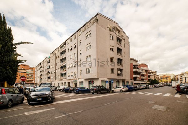 appartamento in vendita a Roma in zona Monte Sacro/Talenti