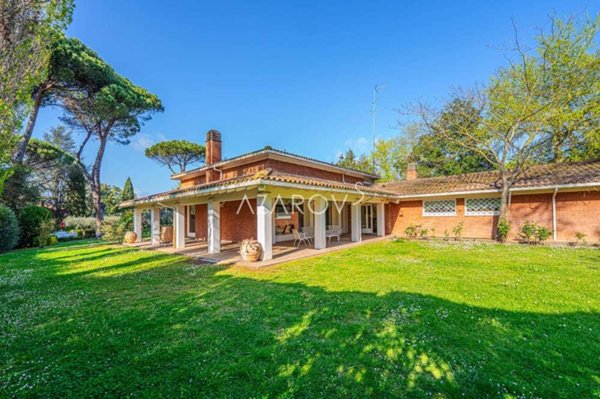 casa indipendente in vendita a Roma in zona Campo Marzio