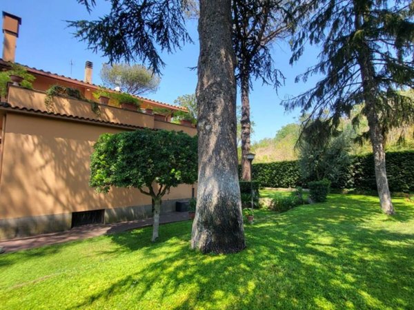 casa indipendente in vendita a Roma in zona Giuliano Dalmata