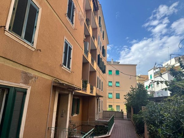 appartamento in vendita a Roma in zona Gianicolense