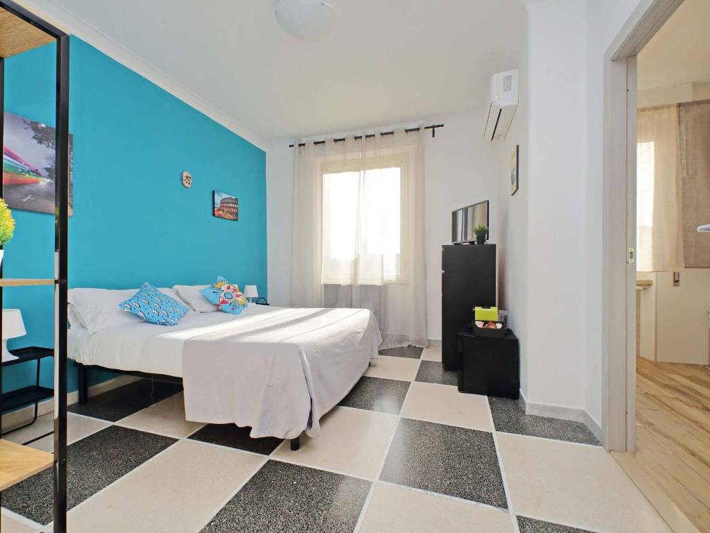 appartamento in vendita a Roma in zona Tuscolano