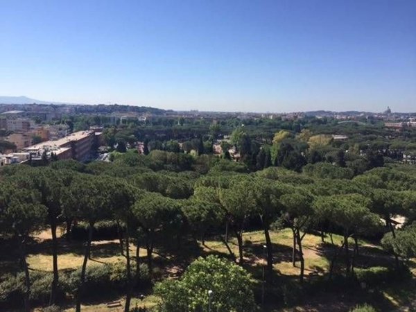 appartamento in vendita a Roma in zona Della Vittoria