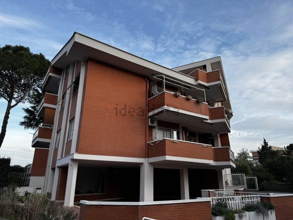 appartamento in vendita a Roma in zona Torre Maura