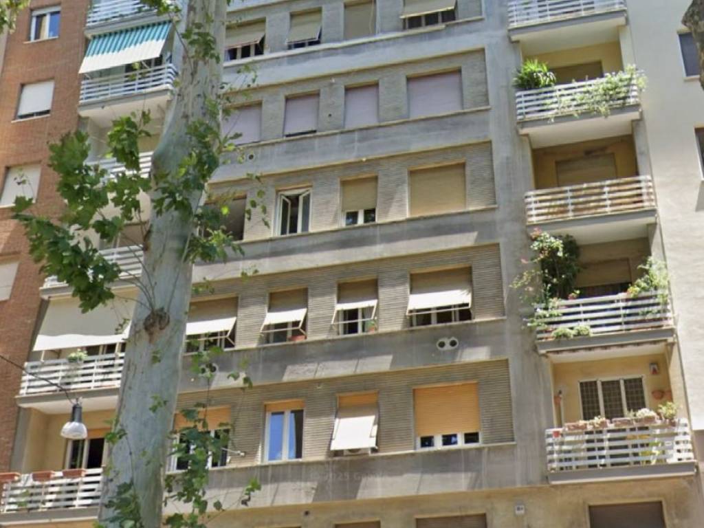 appartamento in vendita a Roma in zona Della Vittoria