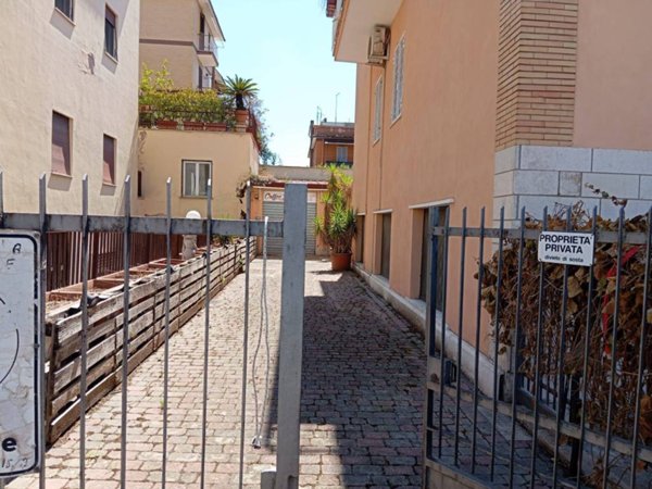 appartamento in vendita a Roma in zona Ponte Mammolo