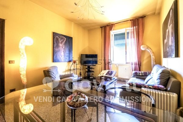 appartamento in vendita a Roma in zona Appio Latino