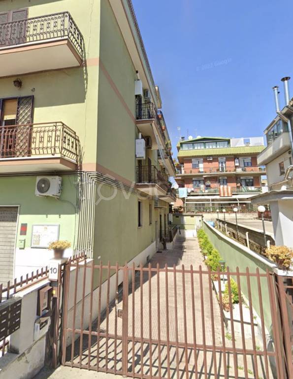 appartamento in vendita a Roma in zona Torre Angela