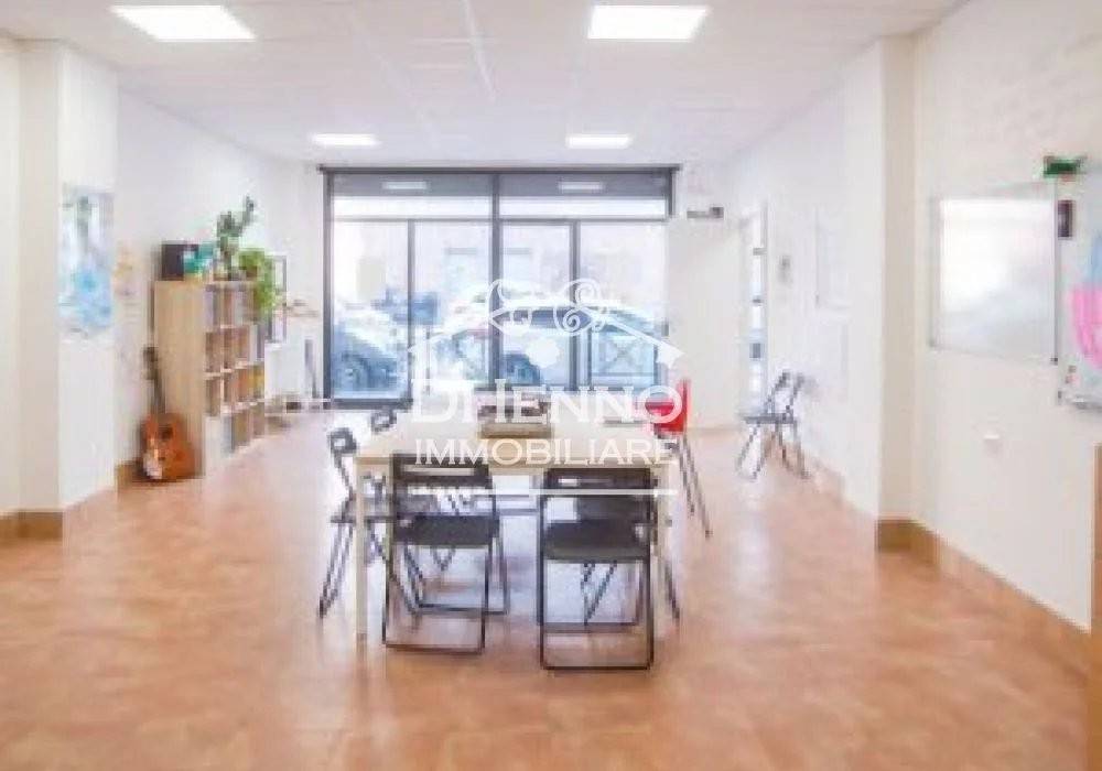 negozio in vendita a Roma in zona Prenestino-Centocelle