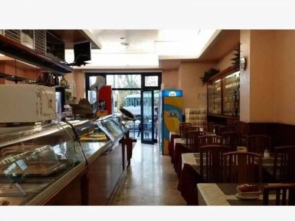 negozio in vendita a Roma in zona Tiburtino