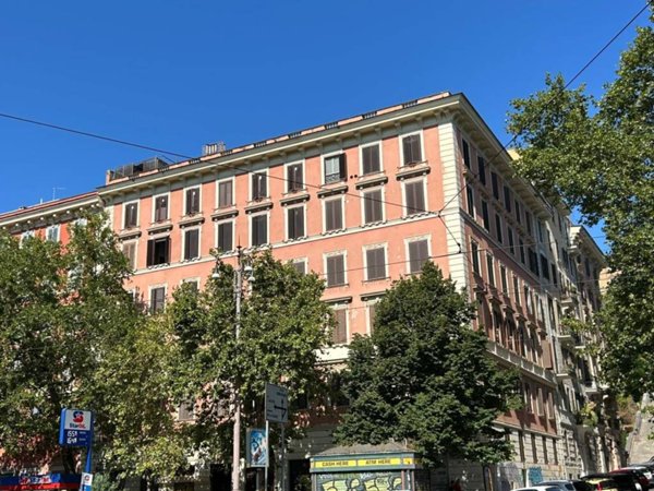 appartamento in vendita a Roma in zona Gianicolense