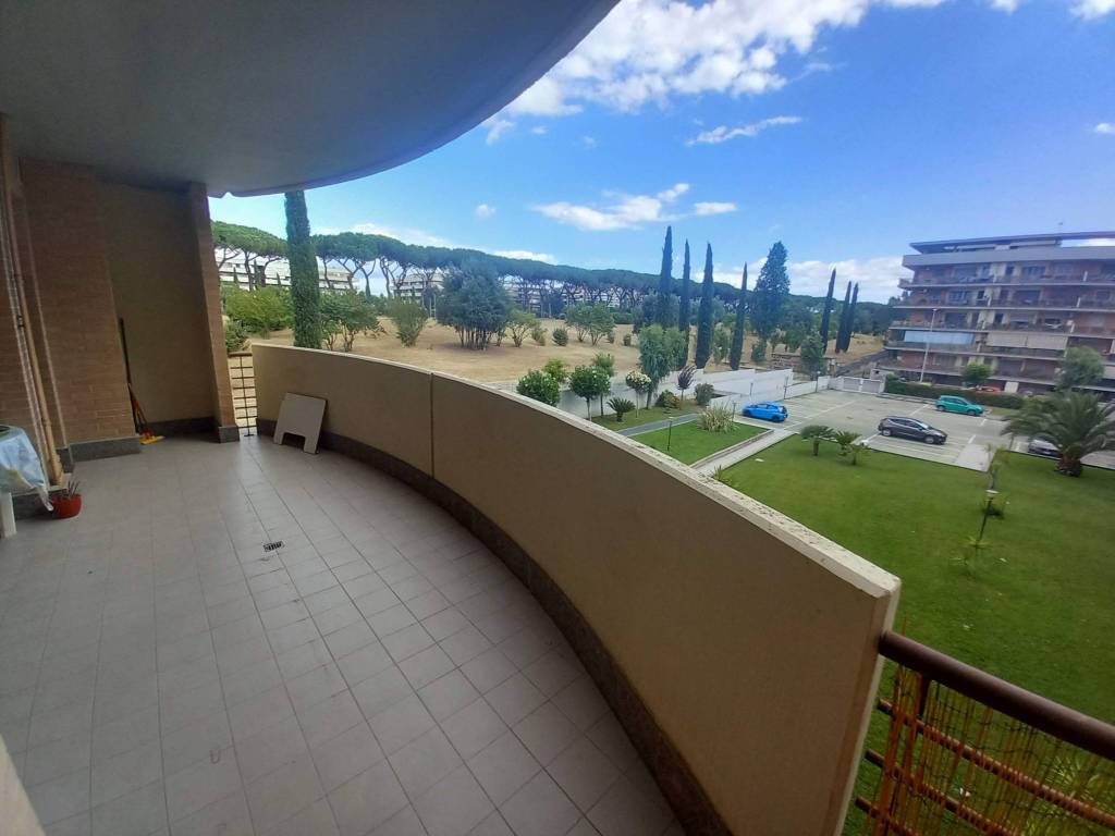 appartamento in vendita a Roma in zona Ponte di Nona