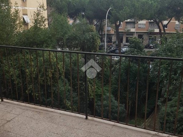 appartamento in vendita a Roma in zona Ostiense