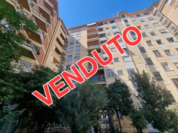 appartamento in vendita a Roma in zona Ostiense