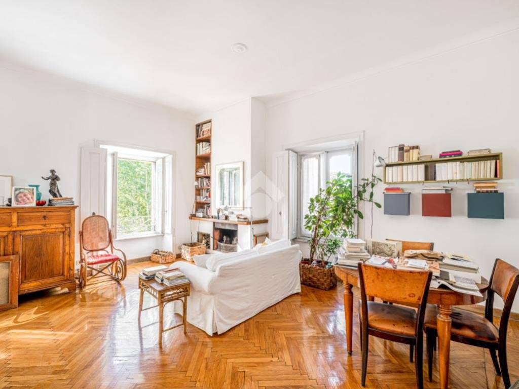 appartamento in vendita a Roma in zona Centro Storico