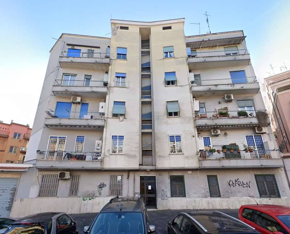 appartamento in vendita a Roma in zona Prenestino-Centocelle