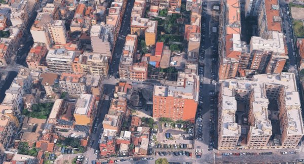 appartamento in vendita a Roma in zona Tuscolano