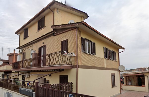 appartamento in vendita a Roma in zona Finocchio