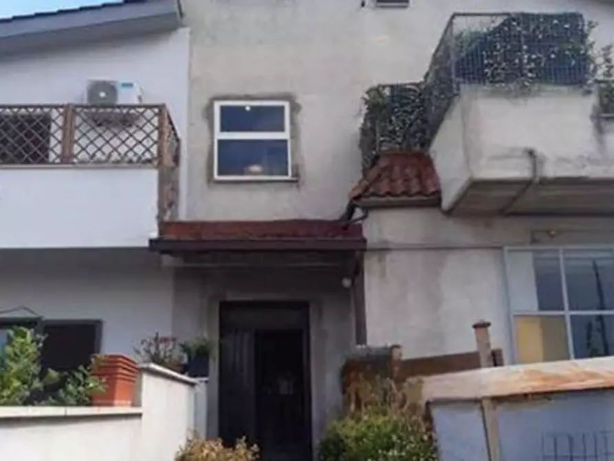 appartamento in vendita a Roma in zona Castel di Leva