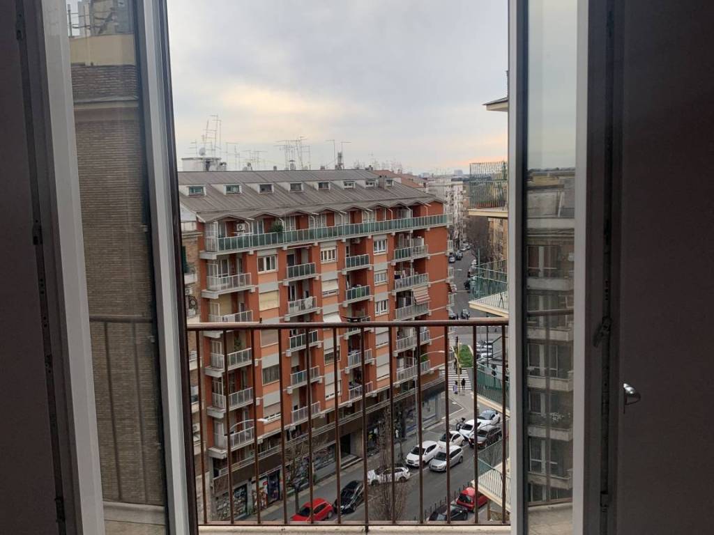 appartamento in vendita a Roma in zona Tuscolano