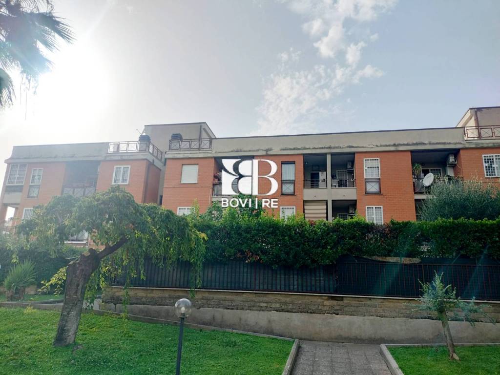 appartamento in vendita a Roma in zona Ponte Mammolo