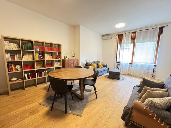 appartamento in vendita a Roma in zona Mostacciano