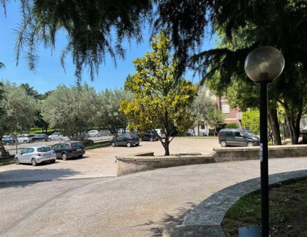 appartamento in vendita a Roma in zona Sette Bagni
