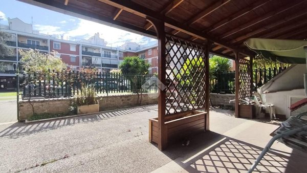 appartamento in vendita a Roma in zona San Basilio