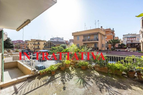appartamento in vendita a Roma in zona Primavalle