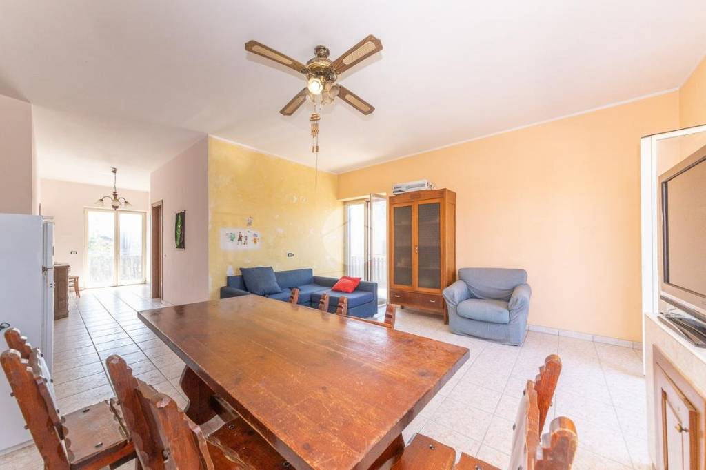 appartamento in vendita a Roma in zona Finocchio