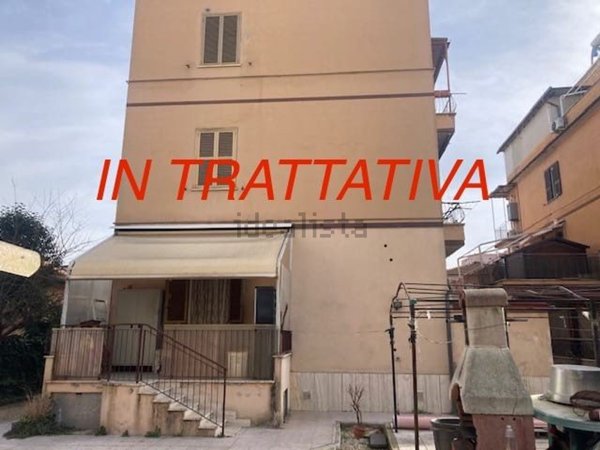 appartamento in vendita a Roma in zona Torre Maura