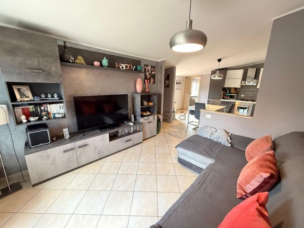 appartamento in vendita a Roma in zona Finocchio