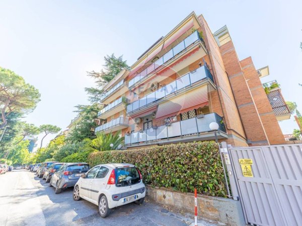 appartamento in vendita a Roma in zona Della Vittoria