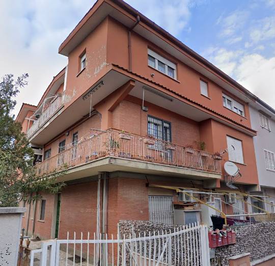 appartamento in vendita a Roma in zona Casal Morena