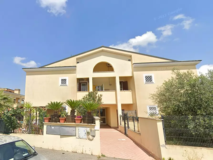 appartamento in vendita a Roma in zona Lunghezza