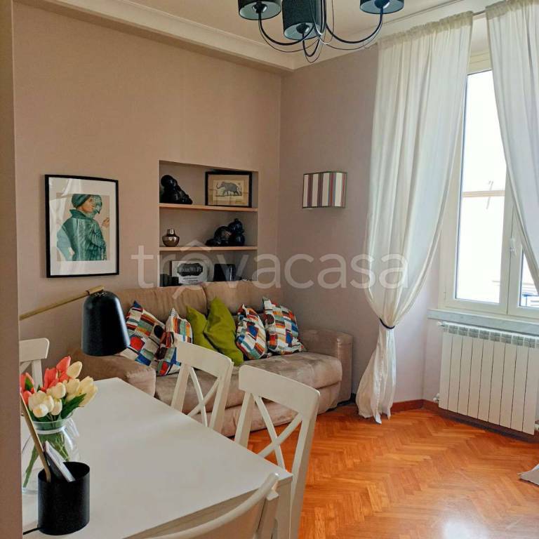 appartamento in vendita a Roma in zona Rione Monti/Campitelli