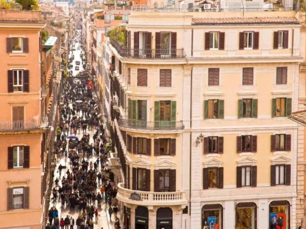 negozio in vendita a Roma in zona Campo Marzio