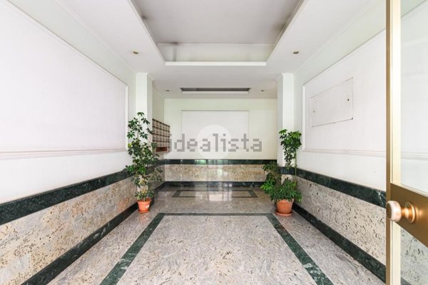 appartamento in vendita a Roma in zona Ostiense