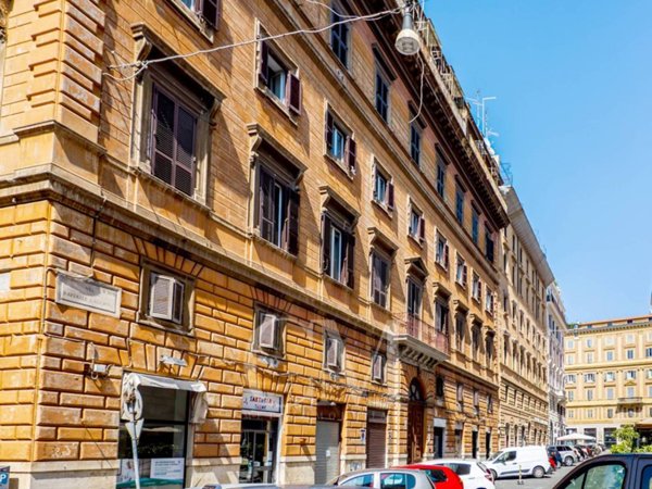 appartamento in vendita a Roma in zona Ludovisi/Sallustiano