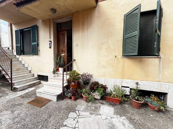 appartamento in vendita a Roma in zona Casal Morena