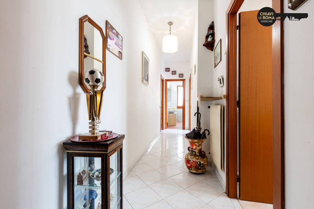 appartamento in vendita a Roma in zona Torrevecchia