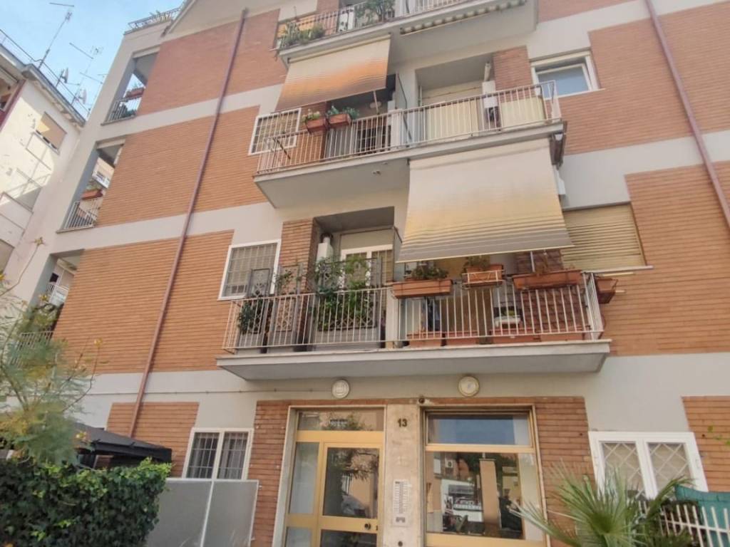 appartamento in vendita a Roma in zona Portuense